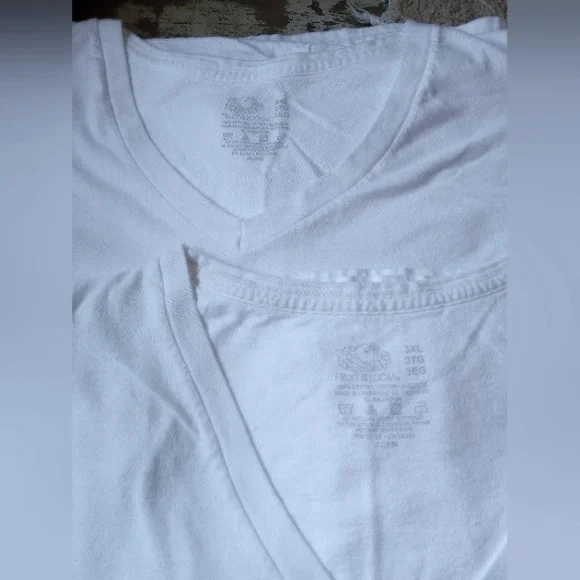 3 Pack Fruit Of the Loom Men's White V Neck Tee Shirts Size 3XL - Picture 2 of 6